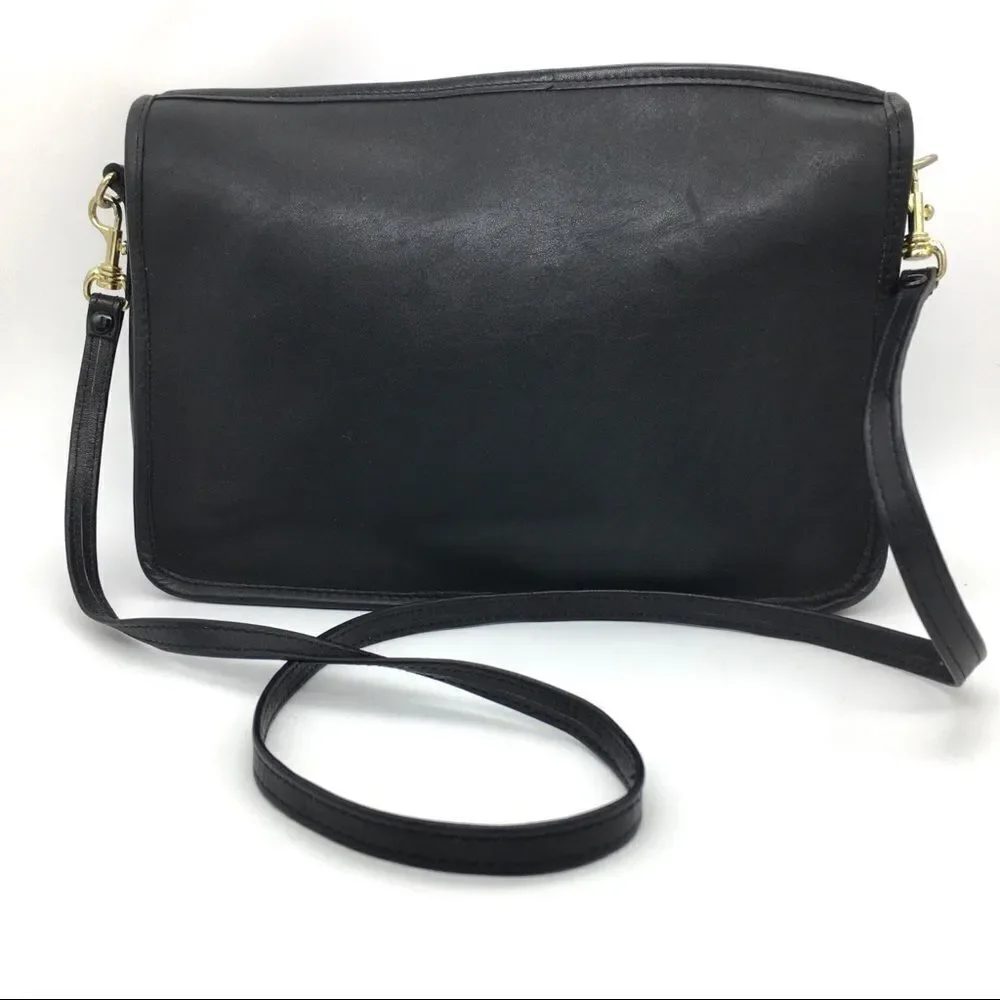 Vintage Almondo Classic Black Leather Shoulder Bag Purse